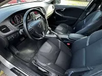 Usata Volvo V40 Business Edition 120 CV (88 kW) 2019 Argento Berlina