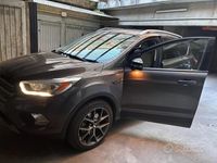 Usata Ford Kuga Titanium 120 CV (88 kW) 2016 Grigio SUV