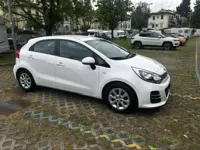Usata Kia Rio 75 CV (55 kW) 2016 Bianco Utilitaria