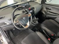 usata Lancia Ypsilon 1.2 69 CV 5 porte Silver sensori di parcheggio post