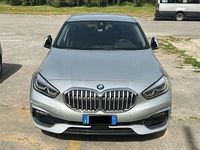 Usata BMW 116 Luxury Line 116 CV (85 kW) 2020 Argento Utilitaria