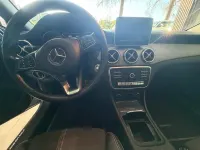 Usata Mercedes GLA200 Premium 136 CV (100 kW) 2017 Argento SUV