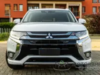 Usata Mitsubishi Outlander P-HEV Instyle 121 CV (88 kW) 2018 Bianco SUV