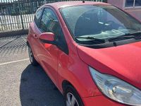 Usata Ford Ka 75 CV (55 kW) 2012 Rosso Utilitaria