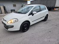 Usata Fiat Grande Punto Active 69 CV (50 kW) 2010 Bianco Utilitaria