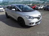 Usata Renault Grand Scénic IV Business 120 CV (88 kW) 2020 Argento Monovolume