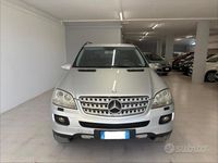 Usata Mercedes ML280 190 CV (139 kW) 2008 Grigio SUV