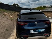Usata Alfa Romeo Stelvio 210 CV (154 kW) 2017 Blu SUV