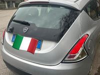 Usata Lancia Ypsilon 69 CV (50 kW) 2014 Grigio Utilitaria