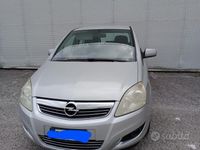 Usata Opel Zafira 110 CV (80 kW) 2010 Grigio Monovolume