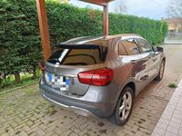 Usata Mercedes GLA200 136 CV (100 kW) 2017 Grigio SUV