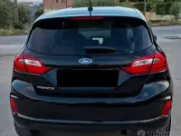 Usata Ford Fiesta Titanium 85 CV (62 kW) 2018 Nero Utilitaria