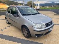 Usata Fiat Punto 60 CV (44 kW) 2004 Grigio Utilitaria