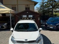 Usata Kia Rio 75 CV (55 kW) 2017 Bianco Berlina
