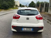 Usata Kia Rio 75 CV (55 kW) 2016 Bianco Utilitaria