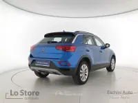 Usata VW T-Roc Life 110 CV (80 kW) 2023 Ravenna blue metallizzato SUV