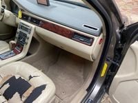 Usata Volvo XC70 Kinetic 185 CV (136 kW) 2007 Oro SUV