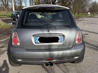 Usata Mini Cooper S 170 CV (125 kW) 2005 Grigio Utilitaria