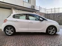 Usata Peugeot 208 Active 95 CV (69 kW) 2013 Other Utilitaria