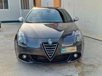 Usata Alfa Romeo Giulietta Distinctive 105 CV (77 kW) 2014 Grigio Utilitaria