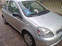 Occasion Toyota Yaris Sol 67 ch (49 kW) 2001 Gris Berline