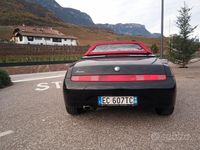 Usata Alfa Romeo Spider 155 CV (114 kW) 1999 Nero Cabrio
