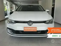 Usata VW Golf VIII Life 110 CV (80 kW) 2021 Berlina