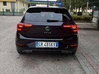 Usata VW Polo R-line 95 CV (69 kW) 2023 Nero Berlina