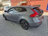 Usata Volvo V40 120 CV (88 kW) 2018 Berlina