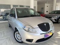 Usata Lancia Ypsilon 75 CV (55 kW) 2012 Grigio Utilitaria