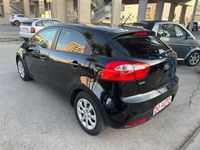 usata Kia Rio GPL casa madre 1.2 benzina 85 cavalli 2012