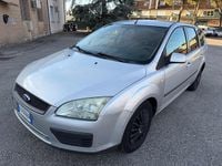 Usata Ford Focus S 110 CV (80 kW) 2007 Grigio Station wagon
