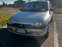 Usata Opel Corsa 54 CV (39 kW) 2000 Grigio Utilitaria