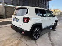 Usata Jeep Renegade Trailhawk 170 CV (125 kW) 2016 Bianco SUV