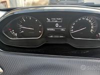 Usata Peugeot 208 Allure 100 CV (73 kW) 2016 Blu Utilitaria