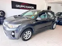 Usata Kia Stonic Style 97 CV (71 kW) 2020 Marrone SUV