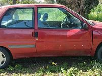 Usata Peugeot 106 50 CV (36 kW) 1998 Rosso Utilitaria
