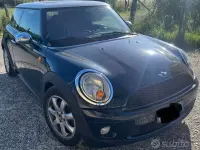 Usata Mini Cooper D 109 CV (80 kW) 2008 Nero Utilitaria