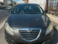 Usata Lancia Delta Gold 120 CV (88 kW) 2013 Grigio Utilitaria