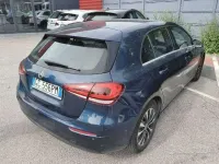 Usata Mercedes A180 Business 116 CV (85 kW) 2020 Blu/azzurro Berlina