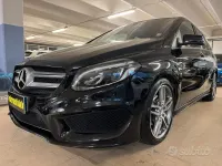 Usata Mercedes B180 Premium 109 CV (80 kW) 2016 Nero Utilitaria