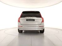 Nuova Volvo XC90 Ultra 251 CV (184 kW) 2025 Silver dawn SUV