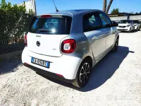 Usata Smart ForFour 69 CV (50 kW) 2015 Bianco Utilitaria