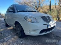 Usata Lancia Ypsilon 60 CV (44 kW) 2008 Bianco Utilitaria