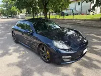 Usata Porsche Panamera 250 CV (183 kW) 2012 Blu/azzurro Utilitaria