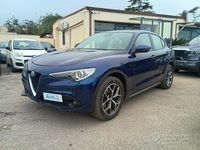 Usata Alfa Romeo Stelvio Executive 210 CV (154 kW) 2018 Blu SUV