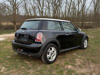 Usata Mini ONE 75 CV (55 kW) 2011 Nero Utilitaria
