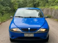 Usata Lancia Ypsilon 54 CV (39 kW) 1997 Blu Utilitaria