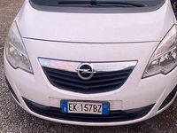 Usata Opel Meriva 95 CV (69 kW) 2011 Bianco Monovolume