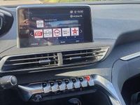 Usata Peugeot 3008 Allure 131 CV (96 kW) 2019 Bianco SUV